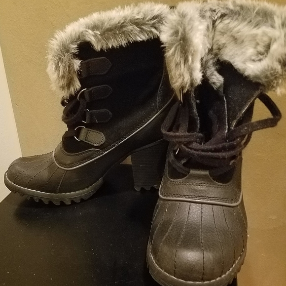 skechers fashion boots